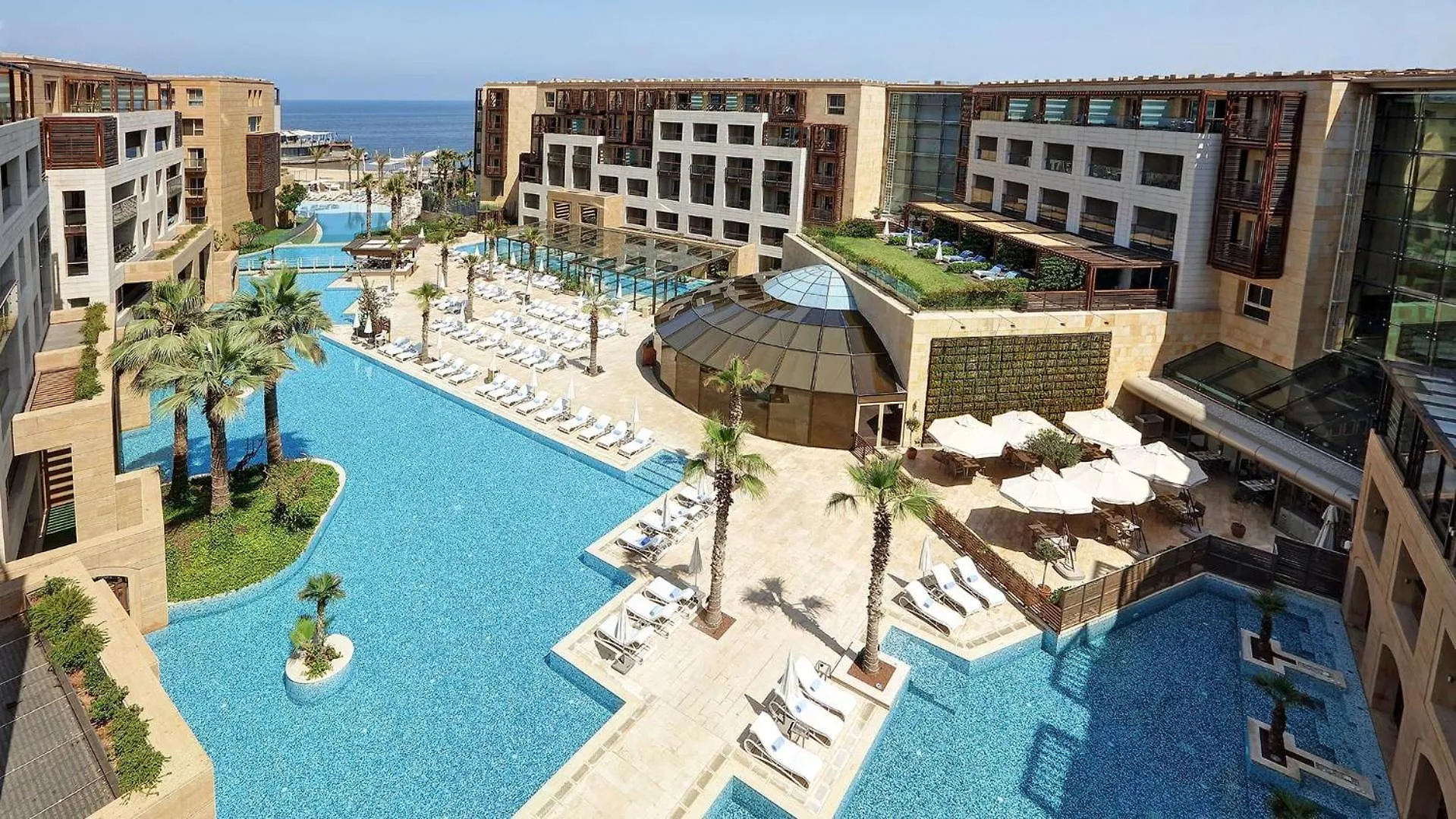 Kempinski Summerland Hotel & Resort Beirut 5*,  Lebanon