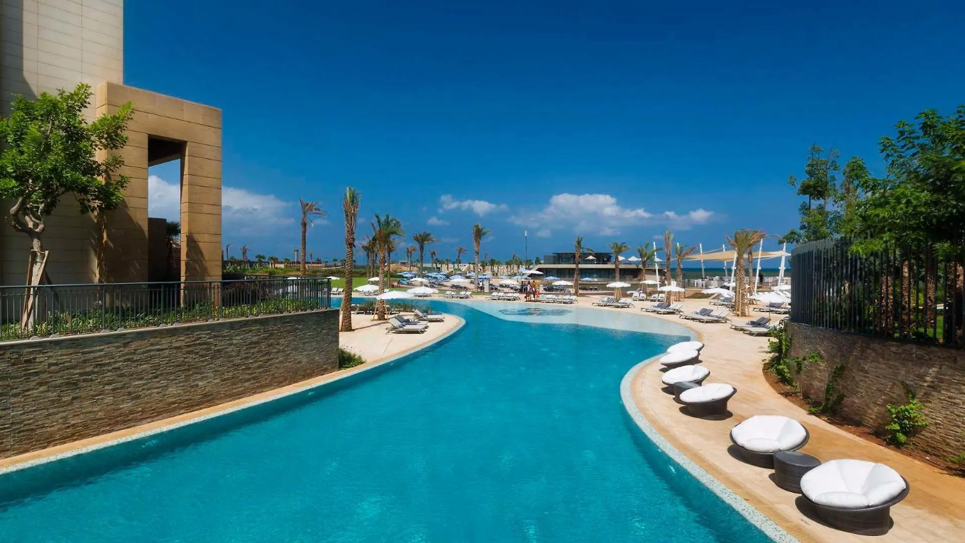 Kempinski Summerland Hotel & Resort Beirut 5*,
