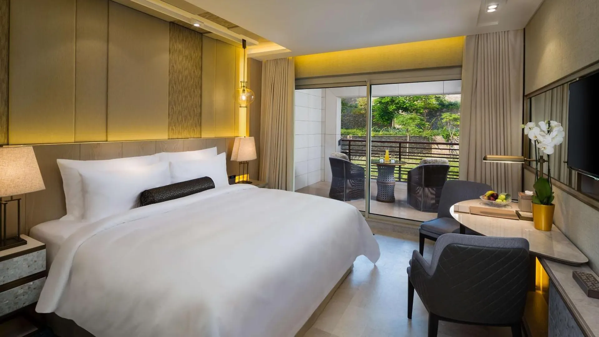Kempinski Summerland Hotel & Resort Beirut