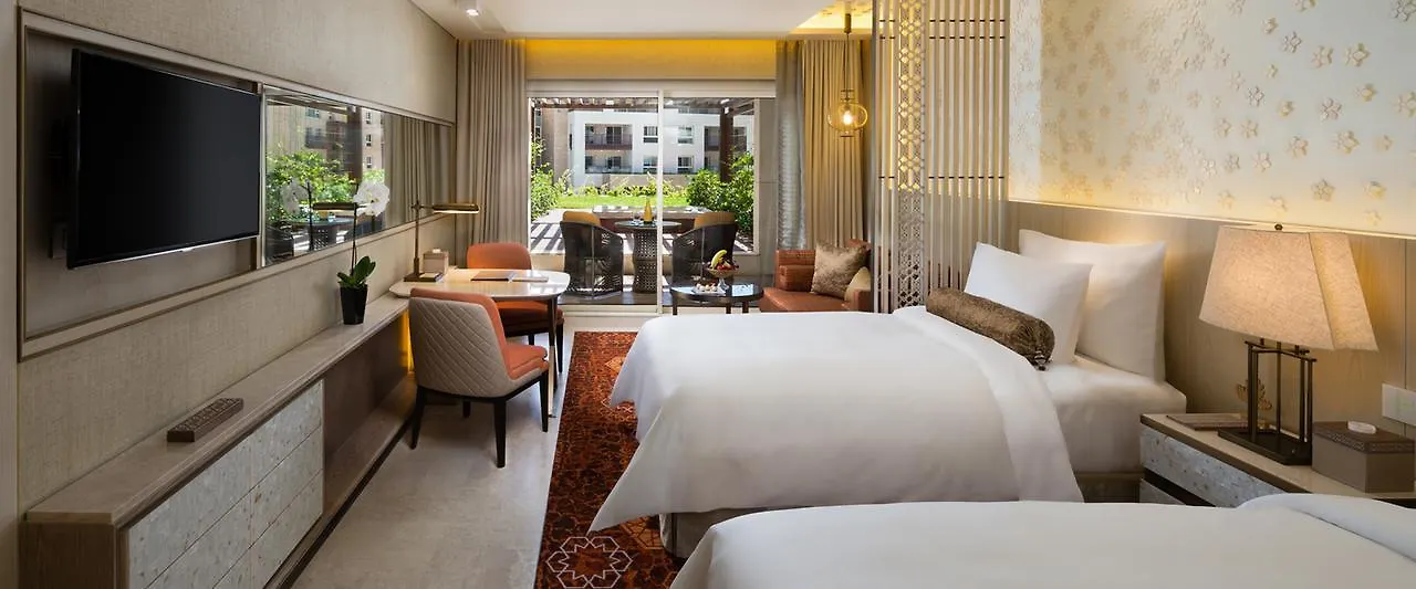 Kempinski Summerland Hotel & Resort Beirut 5*,