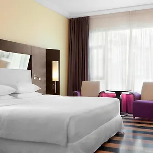 Four Points By Sheraton Le Verdun Hotel