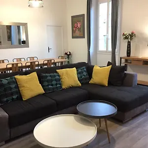 https://port-de-nice-06300.fr-provencehotel.com