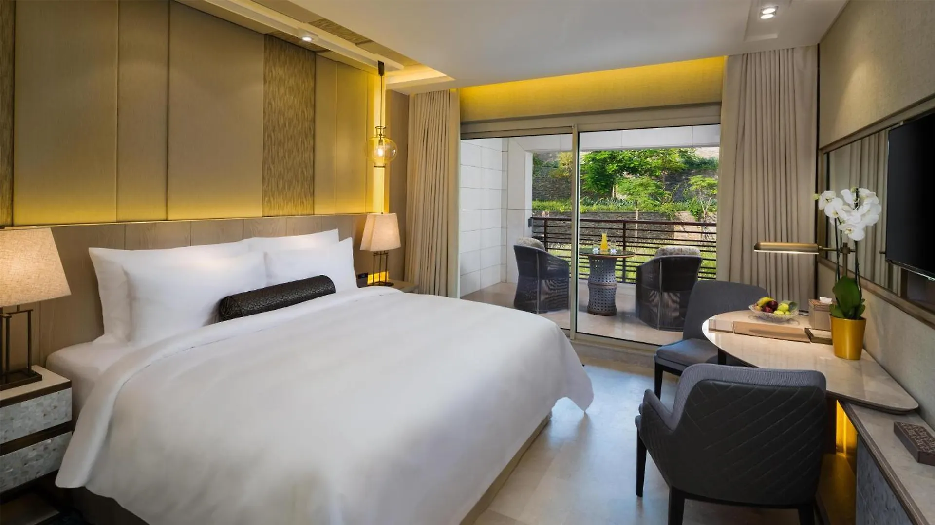 Kempinski Summerland Hotel & Resort Beirut
