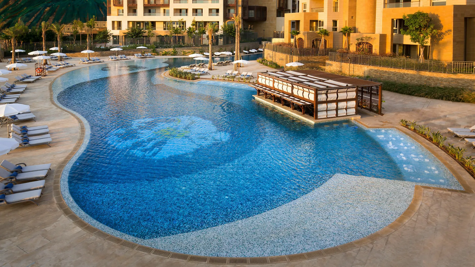 Kempinski Summerland Hotel & Resort Beirut 5*,  Lebanon