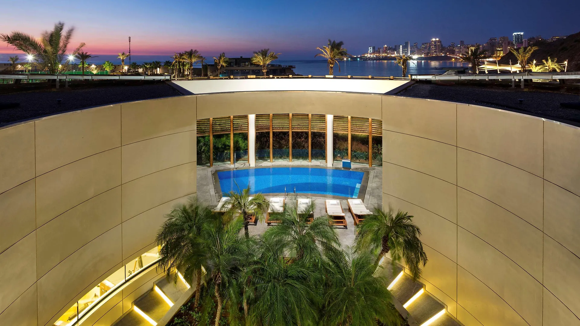 Kempinski Summerland Hotel & Resort Бейрут 5*,