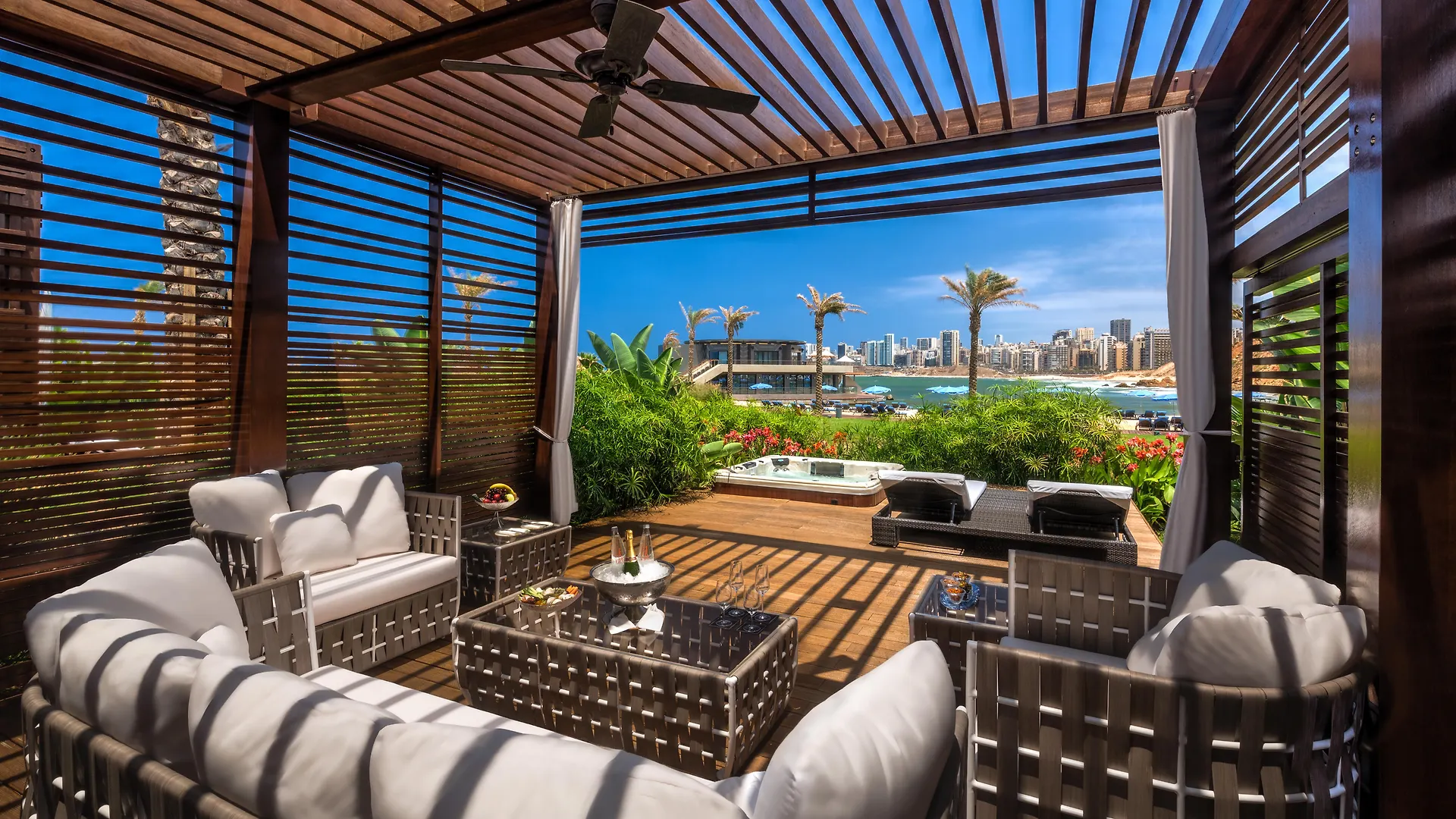 Kempinski Summerland Hotel & Resort Бейрут